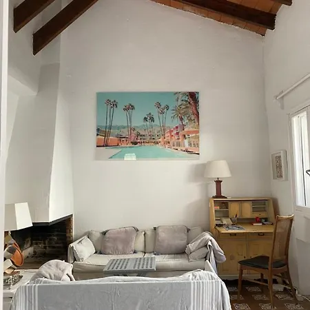 בית נופש Casa Bela, Casa Reformada En Muy Cerca De La Playa