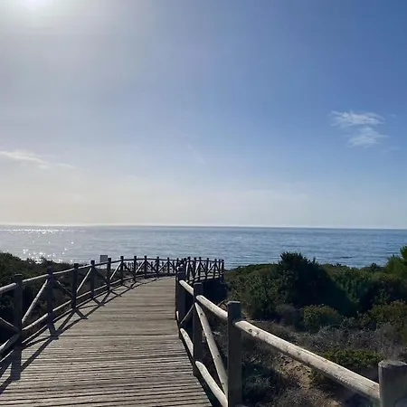 Дом отдыха Casa Bela, Casa Reformada En Muy Cerca De La Playa Марбелья