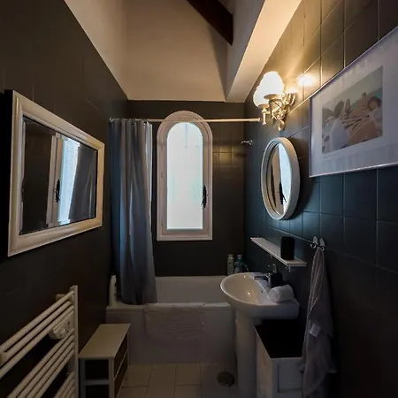 בית נופש Casa Bela, Casa Reformada En Muy Cerca De La Playa מארבלה