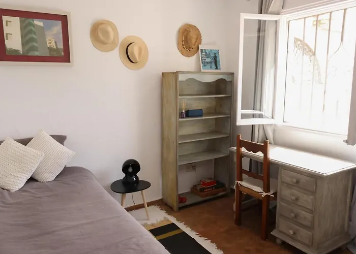 Casa Bela, Casa Reformada En Muy Cerca De La Playa Будинок відпочинку Марбелья