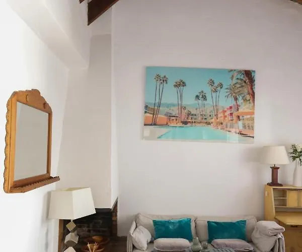 Casa Bela, Casa Reformada En Muy Cerca De La Playa Будинок відпочинку Марбелья