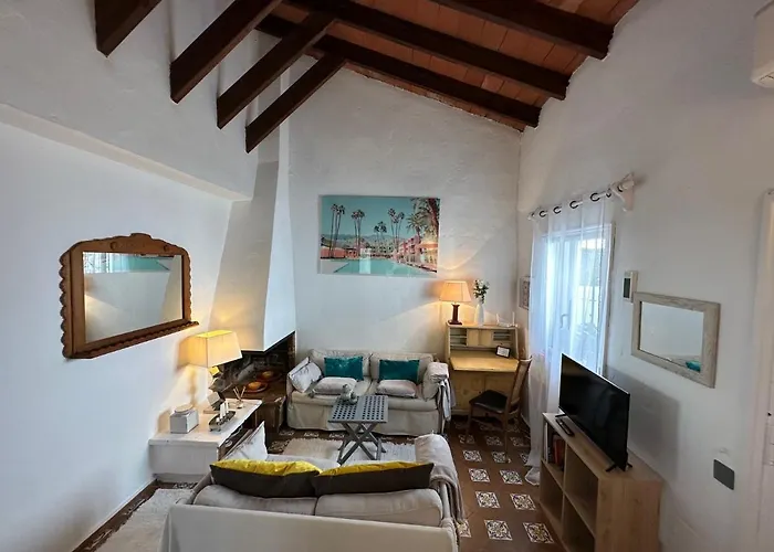 Будинок відпочинку Casa Bela, Casa Reformada En Muy Cerca De La Playa *