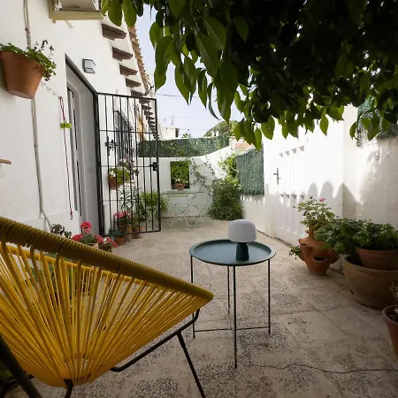 Hébergement de vacances Casa Bela, Casa Reformada En Muy Cerca De La Playa *